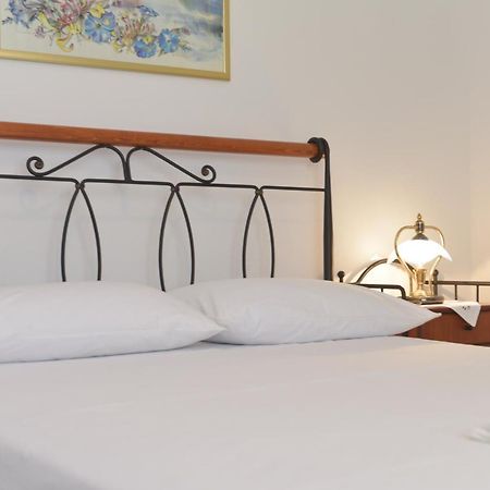 Kouki Maria Rooms อพอลโลเนีย ภายนอก รูปภาพ